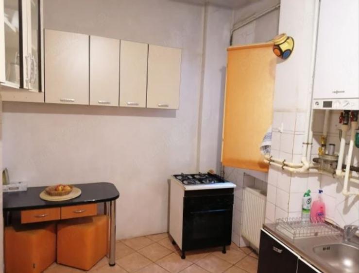 3 CAMERE, KM 0, METROU UNIVERSITATE, 94 MP, BALCOANE, CONSOLIDAT