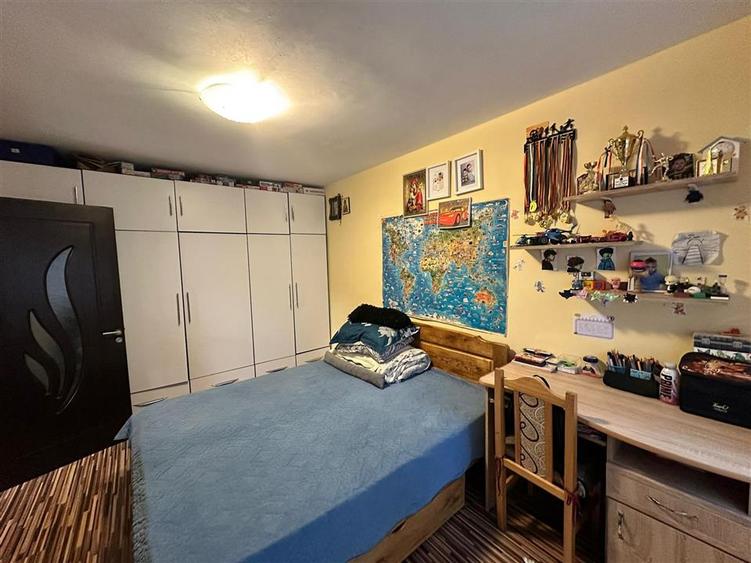 Apartament 2 camere semidecomandat, Podu Ros - Podu de Piatra