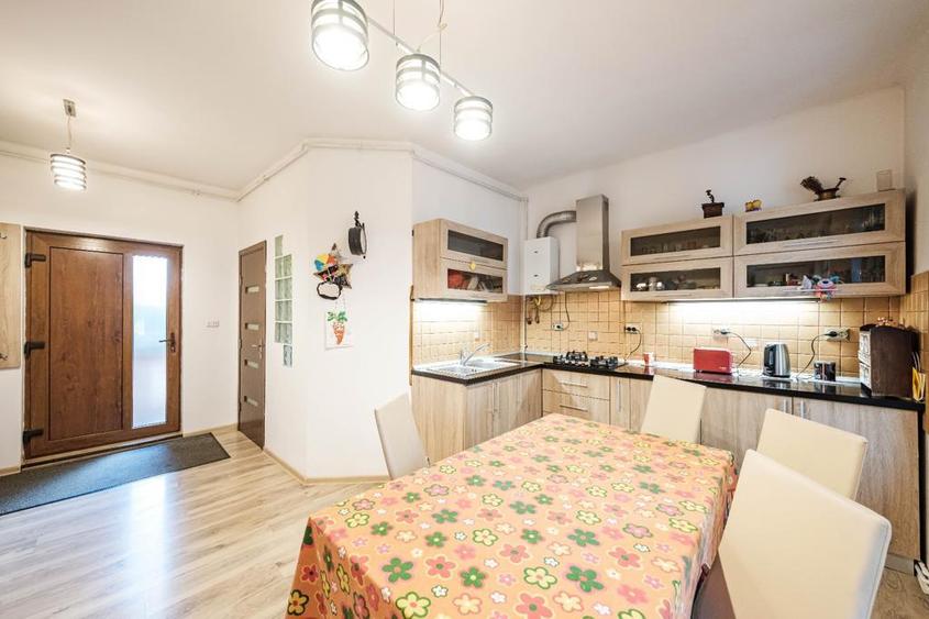 Apartament 3 camere in casa, Centrul Civic