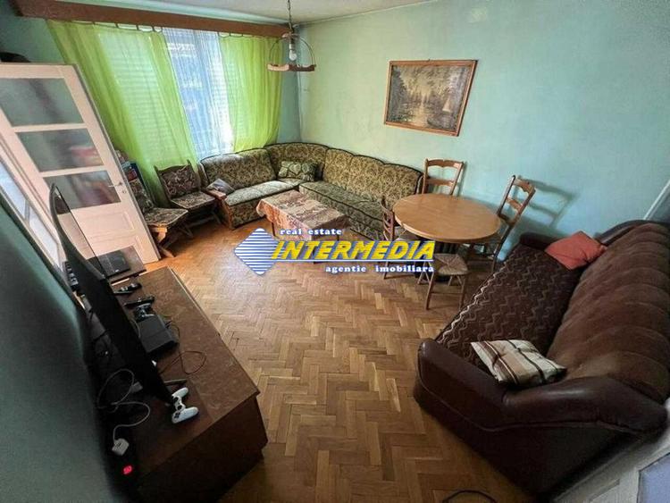 Inchiriere Casa Mobilata 6 Camere CETATE pretabila pentru muncitori