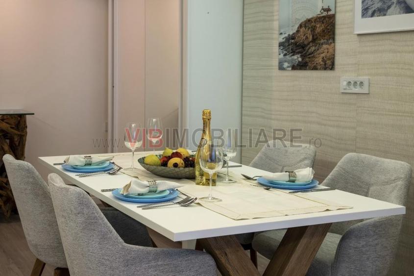 Titanic White, apartament lux, vedere frontala la mare