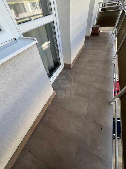Apartament 2 camere semidecomandat zona Cetatii