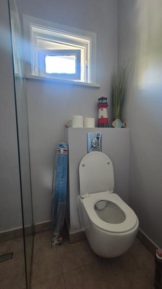 Camera Cu Baie Propie Si Bucatarie, 300 Euro, Utilitati Incluse, Termen Lung