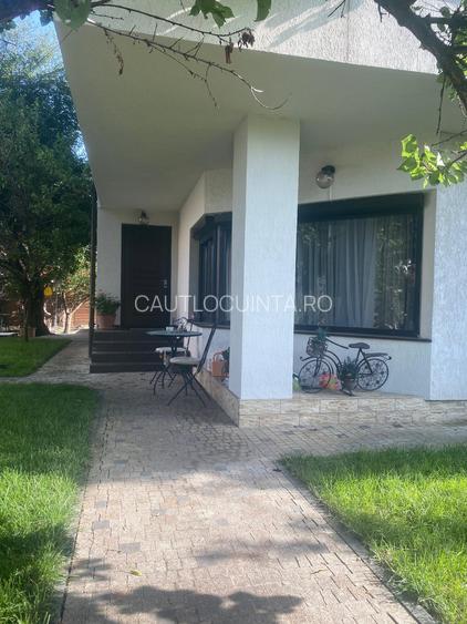 Vila | Aparatorii Patriei | 4 parcari | Metrou 3' | Centrala - 15