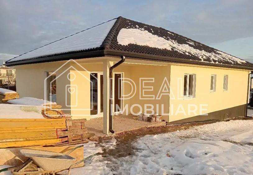 Casa Individuala cu 4 camere cu 500 mp de curte, in Cisnadie