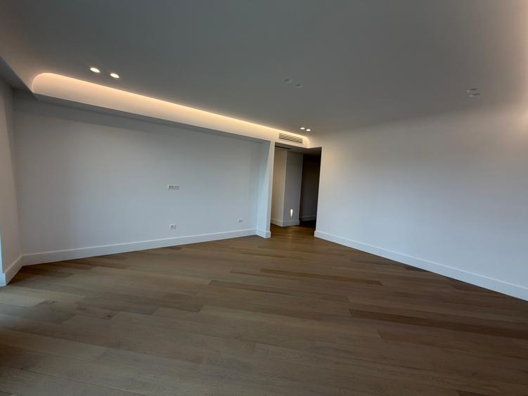 Apartament în Cortina 126,parcare inclusă,terasă 40mp