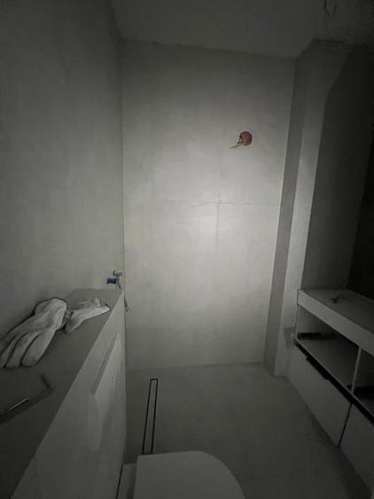 Apartament cu 3 camere zona Catedrala Bloc Nou