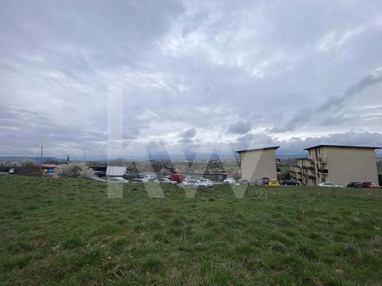 Teren de casa 587mp intravilan curti constructii acces privat Sibiu