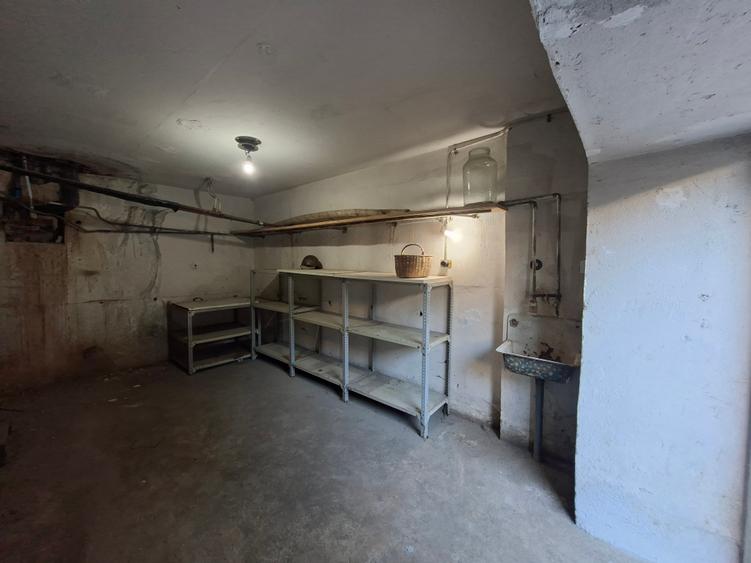 Apartament  cu garaj sub bloc+ boxa