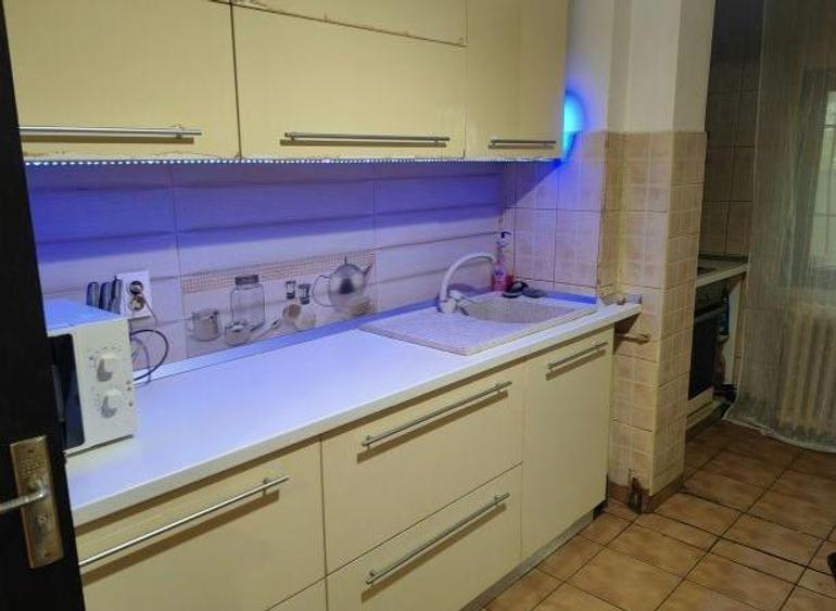 Apartament 3 camere Podu de Piatra