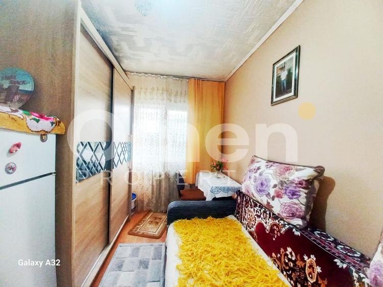 Apartament 3 camere, ZonaV Alexandri, Etaj 4 cu acoperiș, 56 mp utili
