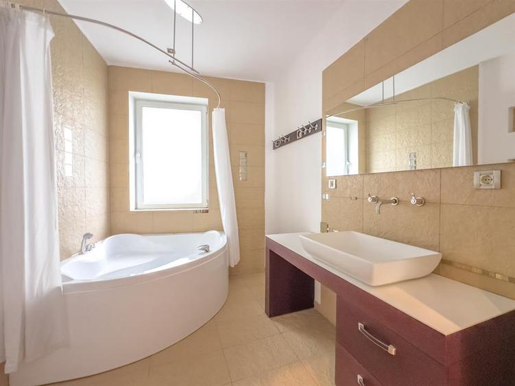 Locatie exclusivista  Primaverii