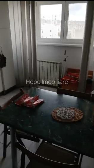 Piata Romana -lahovari-Apartament de 2 camere-Terasă Panoramică-Loc de Parcare