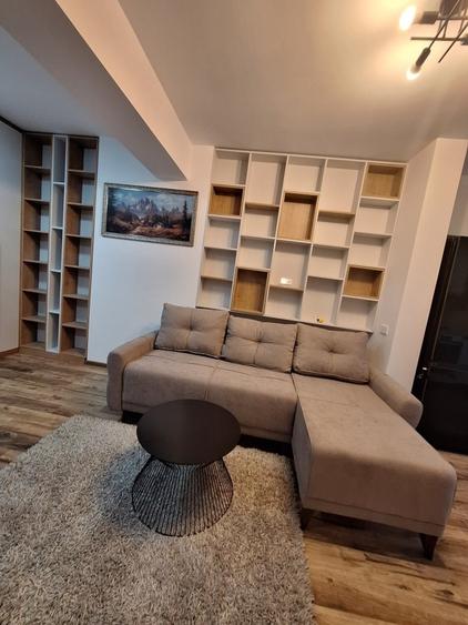 Inchiriez apartament 2 camere Quartz Residence