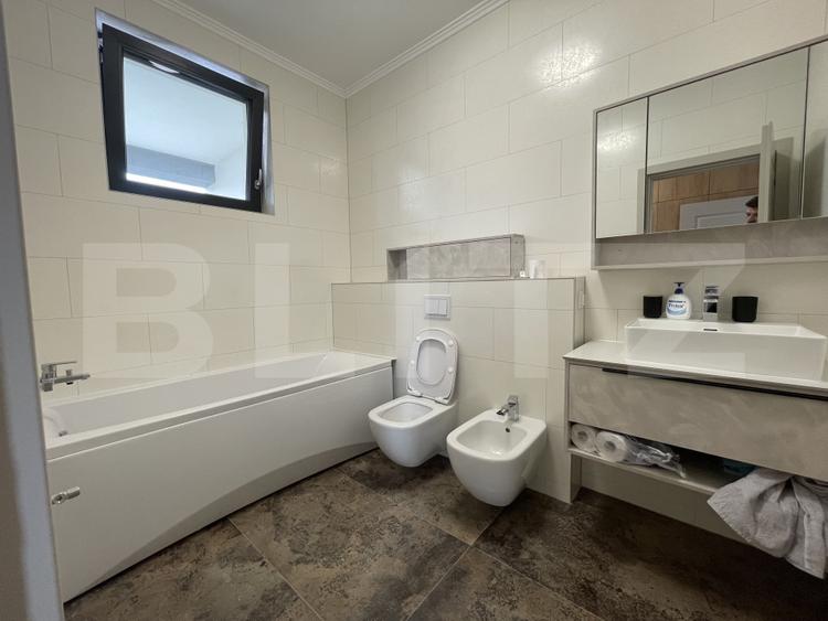 Apartament 4 camere, 125 mp, 2 parcări