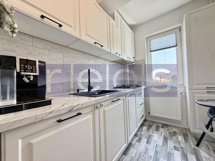VANZARE 2 CAMERE | ZONA TITAN | CENTRALA PROPRIE