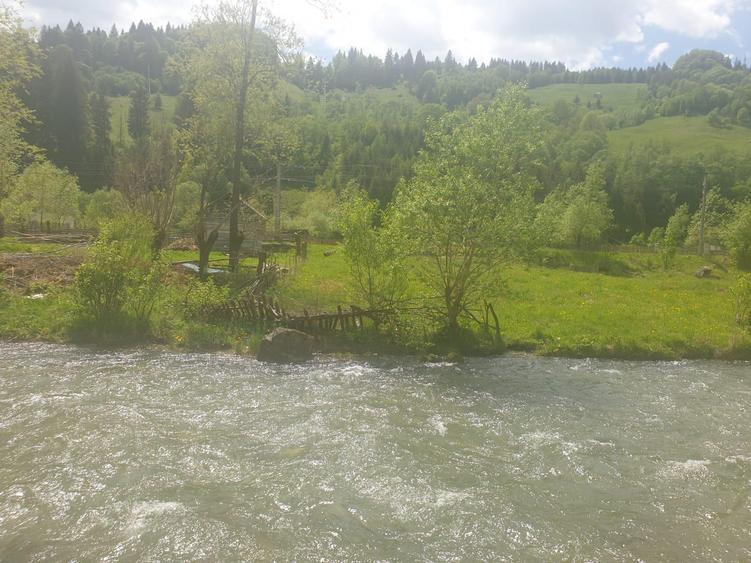Rucar-Satic, teren intravilan de vanzare, loturi de la  1000 mp, peisaj de vis!