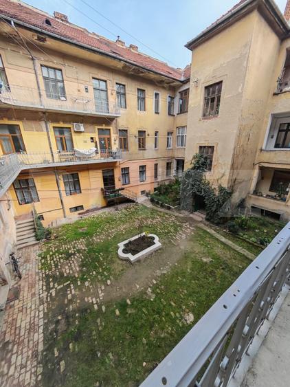 Apartament cu 3 camere, 72 mp, zona Traian