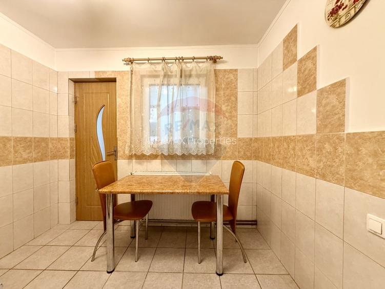 Casă de vanzare 4 camere / Sector 5 / Oportunitate investitie - 26
