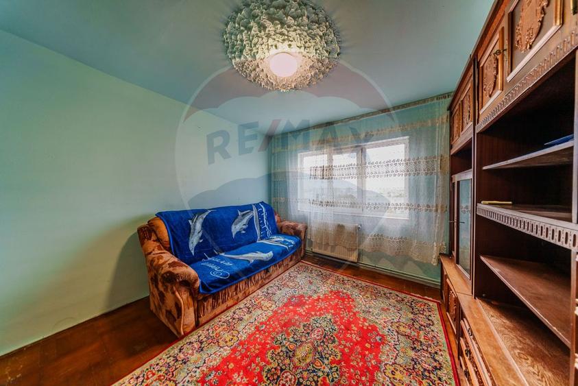 Apartament cu 3 camere de inchiriat in Aurel Vlaicu cu loc de parcare