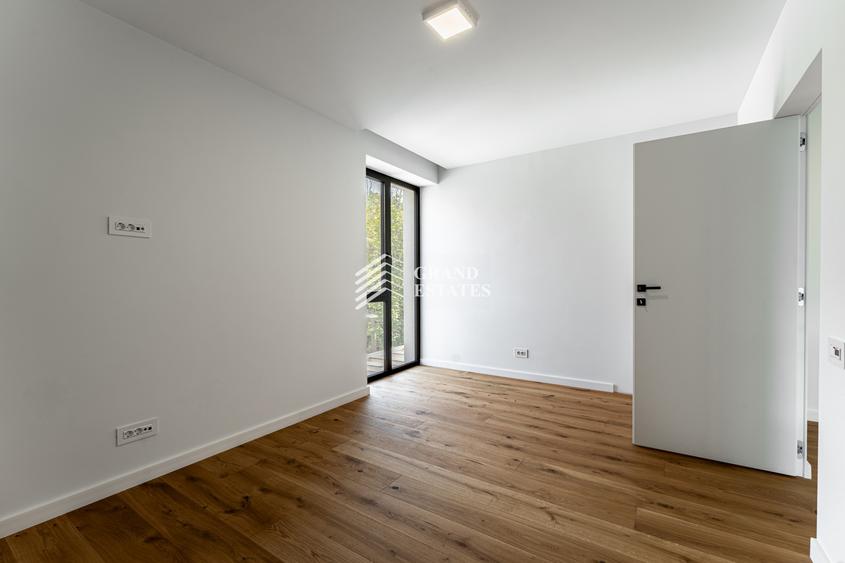 Vila individuala langa Lacul Baneasa | 6 camere, lift interior