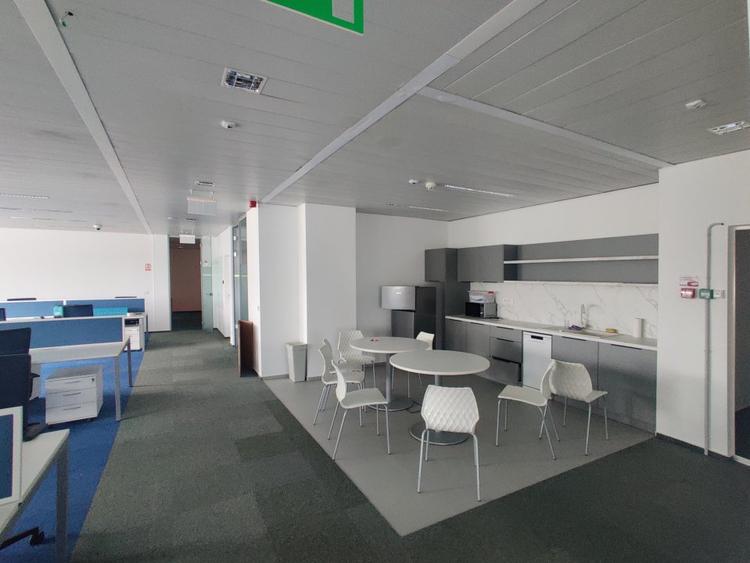 Spații de birouri de inchiriat in cladirea Hermes Business Campus- Metrou Pipera