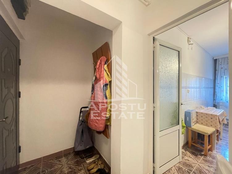 Apartament 2 camere - zona Vlaicu