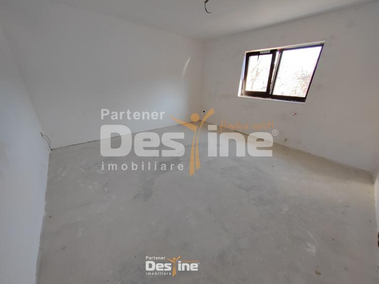 BÂRNOVA - Casă individuală P+M+POD, 145 mp + 789 mp teren