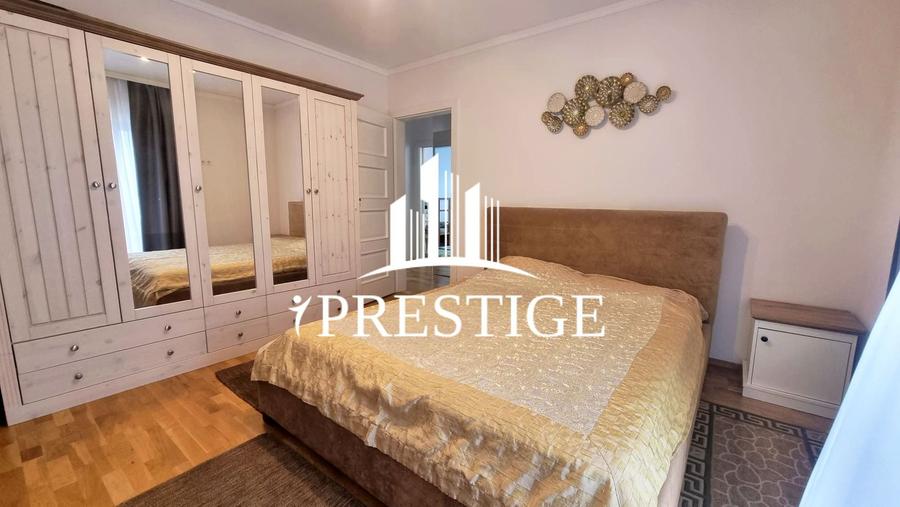 APARTAMENT DE VÂNZARE 4 CAMERE ETAJ 1 BALCON BOXĂ LIFT PARCARE CENTRAL