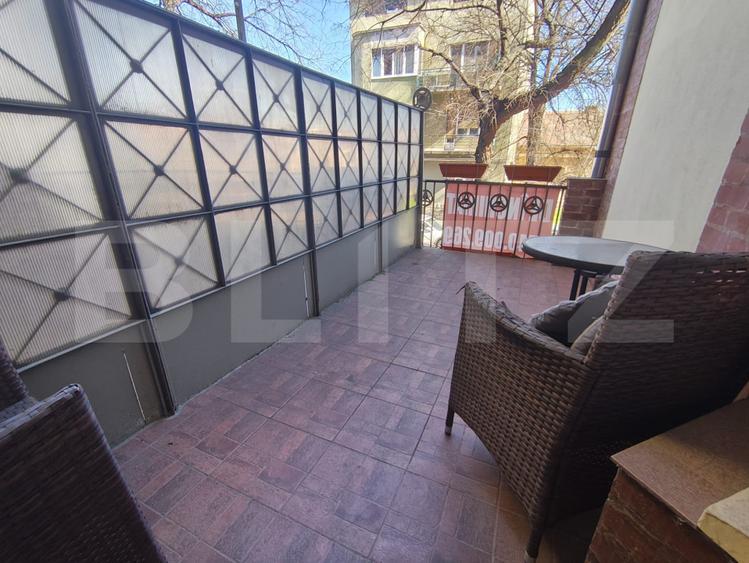 De inchiriat apartament lux zona ultracentrala cu garaj si loc de parcare