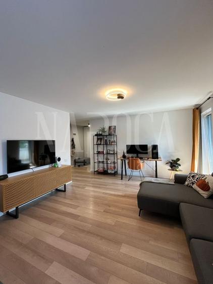 Apartament 3 camere de vanzare in Floresti