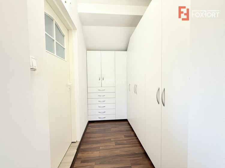 Casa cu 5 camere, 219 mp utili si 588 mp teren, de vanzare in Sanmihaiu Roman - 30