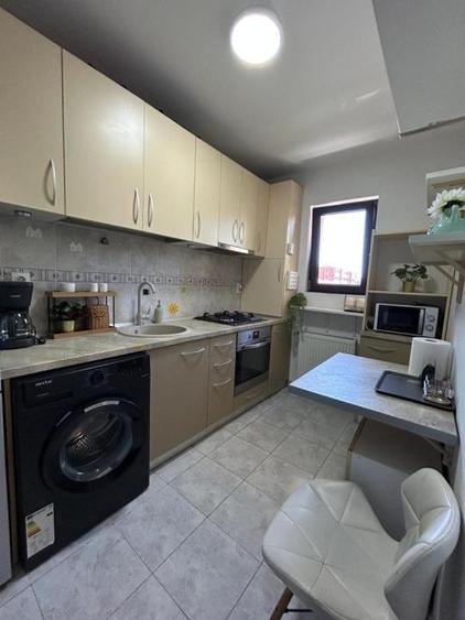 390euro -Garsoniera- 37mp- centrala proprie- bloc 2016