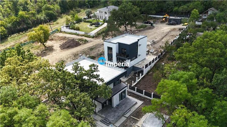 Vila premium, de vanzare, supr 221 mp, zona Copou - 2