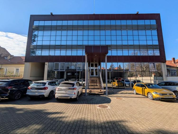 Spatii de birouri - Zona Balcescu - Comision 0%