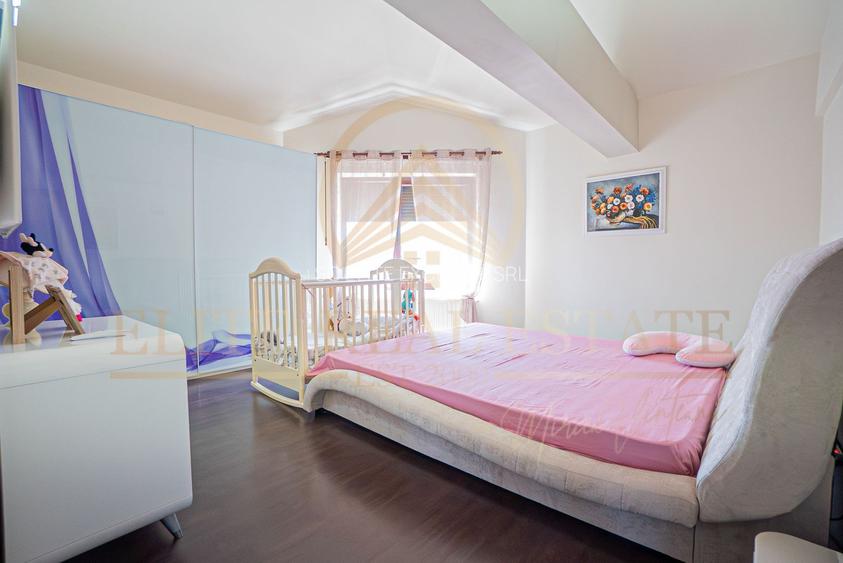 Casa De Vanzare in Palazu Mare - Teren de 455 mp cu Piscina si Garaj - 35