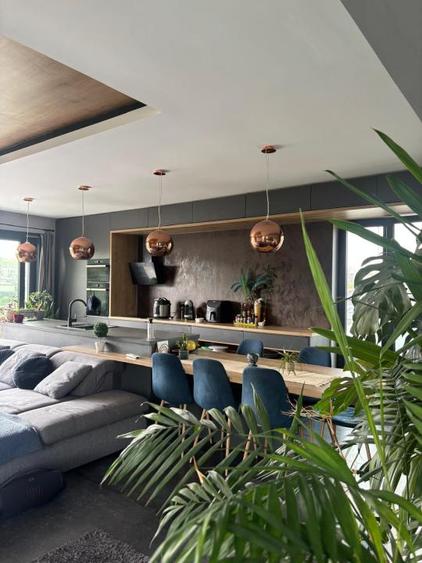 Penthouse de inchiriat in Borhanci, terasa generoasa
