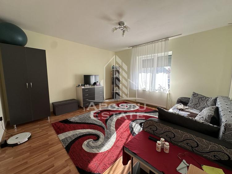 Casă Indiviudala cu 3 camere in Giroc la asfalt.