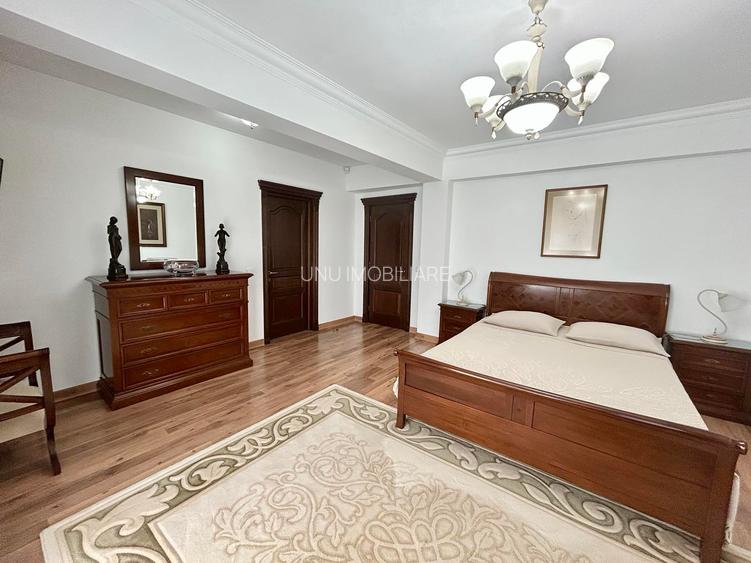Vilă Exclusivistă pe seminivele D+P+1+M Bucium Releu 332mp, mobilată LUX - 34