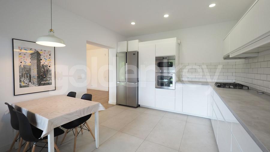 Vila renovata cu 7 camere | piscina comuna | Scoala Americana