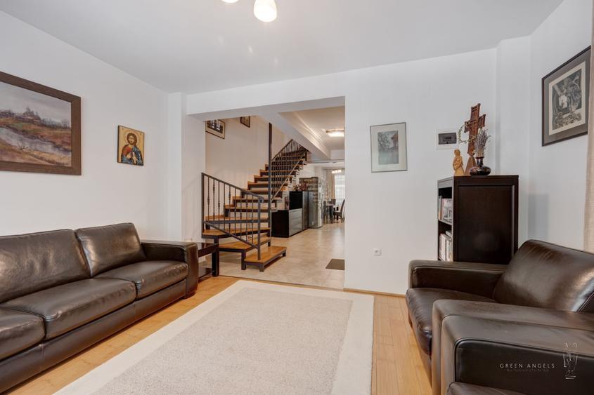 Vila de Vanzare Unirii George Georgescu |