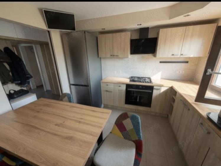 Apartament  3 camere, 72 mp utili, recent renovat, Rusu-Șirianu