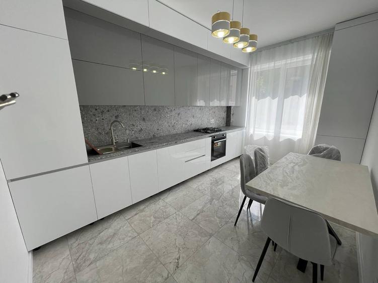 De inchiriat apartament 2 camere zona Iulius Mall