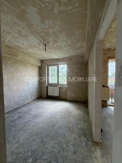Mihalache-Piata Domenii-Parc Ciresarii, 3 camere - 7