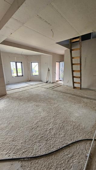 Targsoru Nou - vila P+M 6 camere, 2024 la gri - 159000 euro