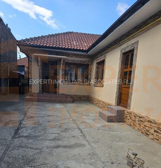 Casă de Vânzare Brătianu Constanța | Curte Proprie | Centrală pe Gaze - 2