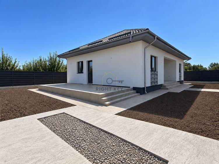 Casa parter P+pod, placa de beton, 4 camere, 330mp teren! Comision 0%