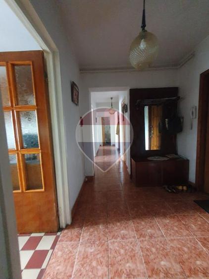 Apartament 4 camere decomandat, 83 mp, Bloc Gioconda – Mihai Eminescu