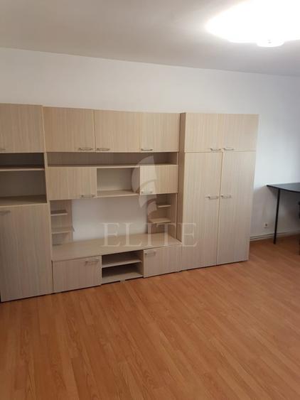 Apartament 4 camere în zona EXPOTRANSILVANIA