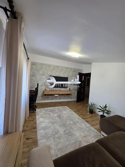 Apartament 2 camere Galata, 52 mp, baie cu geam, vedere panoramica